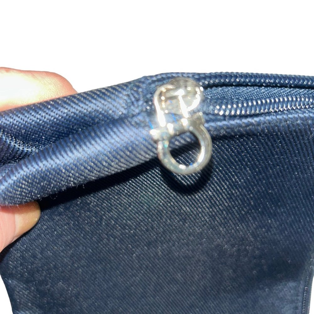 Salvatore Ferragamo AEROFLOT Airlines parfum zip pouch makeup bag NEW - Picture 2 of 4